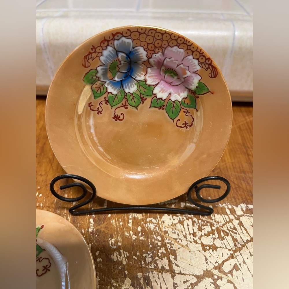 Hand painted Floral Decorative Plate vintage 1945-1952